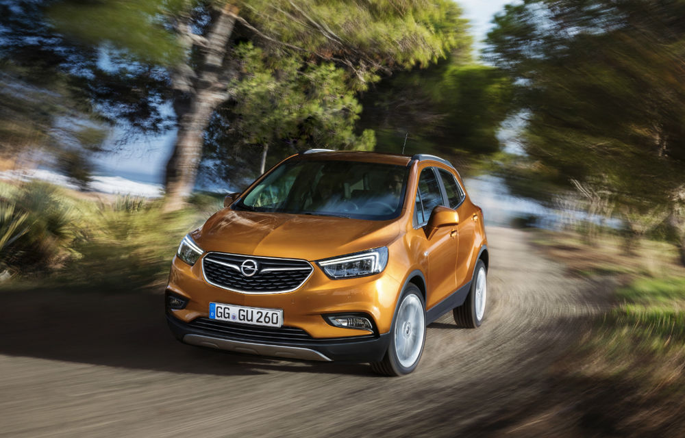 Un nou concurent pe piața SUV-urilor mici din România: Opel Mokka X costă 15.700 de euro - Poza 2