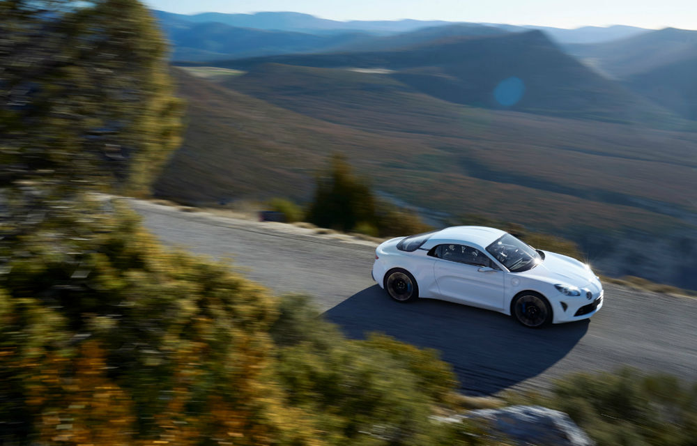 Porsche Cayman are motive să se teamă: viitorul model Alpine ar putea folosi motoare Mercedes-AMG - Poza 2