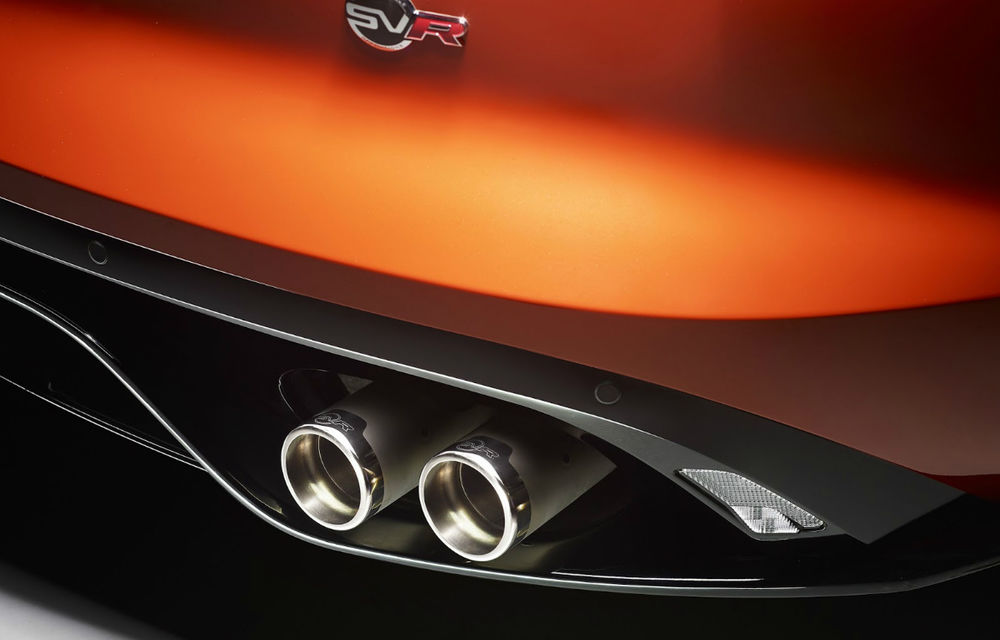 Primele poze cu ”pisici” care îi vor sensibiliza și pe bărbați: Jaguar F-Type SVR Coupe și Cabrio au debutat oficial - Poza 2