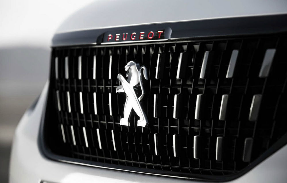 Facelift discret pentru Peugeot 2008: o nouă grilă şi echipare GT Line - Poza 2