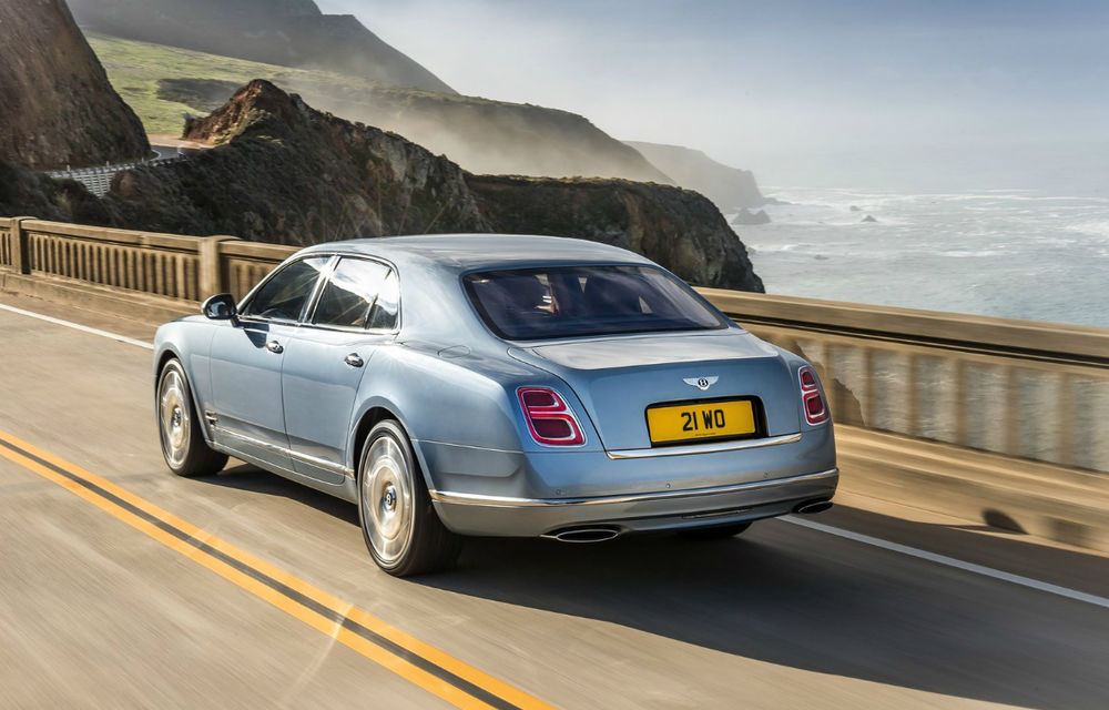 Chiar și regii au nevoie de o coroană nouă: Bentley Mulsanne primește un facelift și o versiune mai lungă, care măsoară 5.8 metri - Poza 2