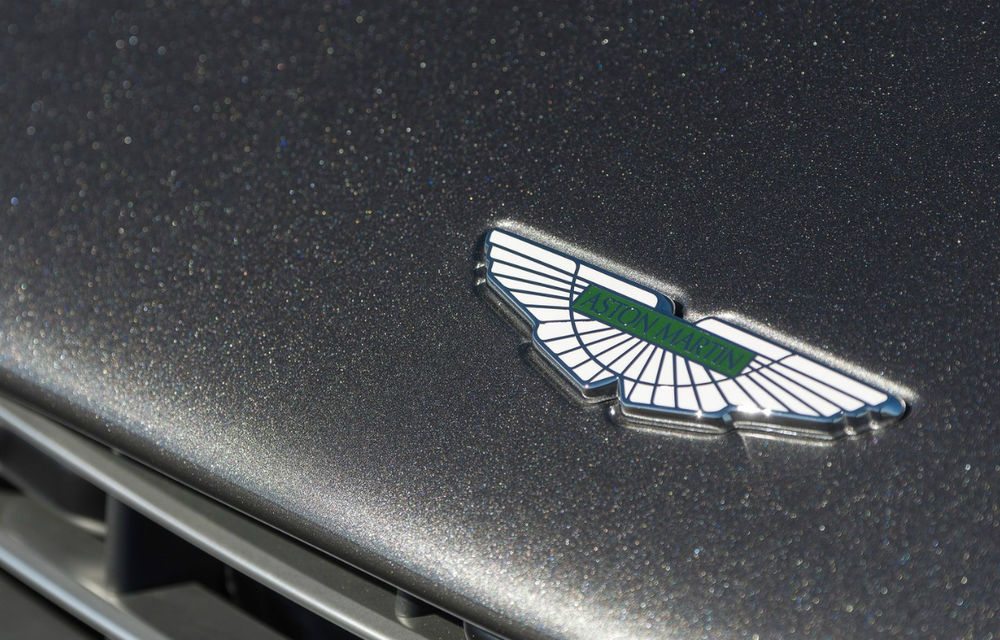 UPDATE FOTO, INFO: God Save the Queen! Noul Aston Martin DB11 readuce marca britanică în zona sportivelor senzuale - Poza 2