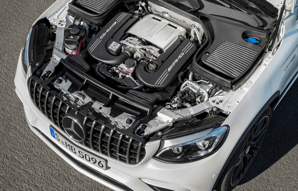 Pe urmele lui BMW X4 și Porsche Macan: Mercedes lansează oficial noul GLC Coupe - Poza 2