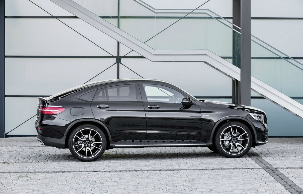 Pe urmele lui BMW X4 și Porsche Macan: Mercedes lansează oficial noul GLC Coupe - Poza 2