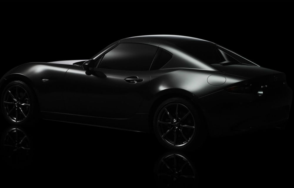 Cel mai frumos Mazda MX-5 sau doar o strategie de marketing? Noul MX-5 RF  vine cu acoperiș targa - Poza 2