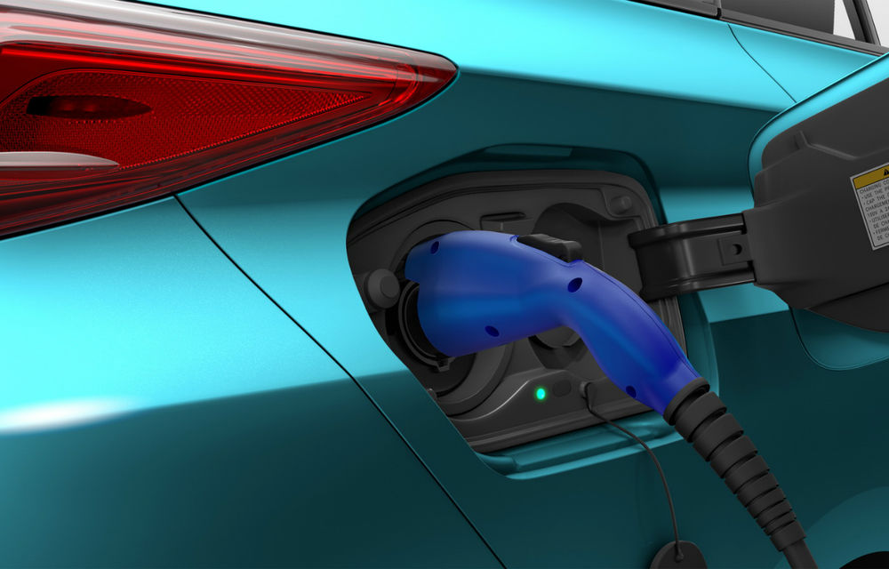 Experiment italian: 80% din distanțele parcurse în oraș de noul Toyota Prius Plug-in sunt electrice - Poza 2