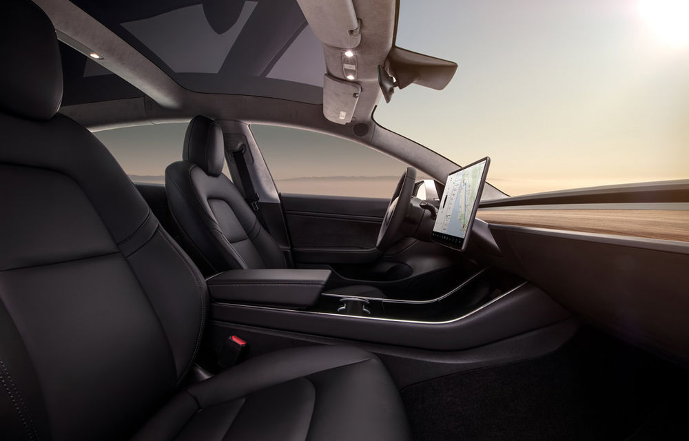 Opţiunile „ascunse” în sistemul de infotainment la noul Tesla Model 3 – VIDEO