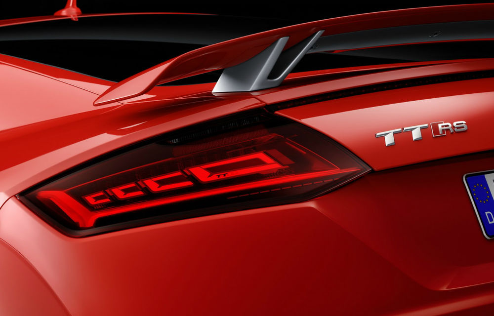Mai tare decât &quot;vărul&quot; Porsche Cayman S: noul Audi TT-RS vine cu 400 CP și 3.7 secunde pentru 0-100 km/h - Poza 2