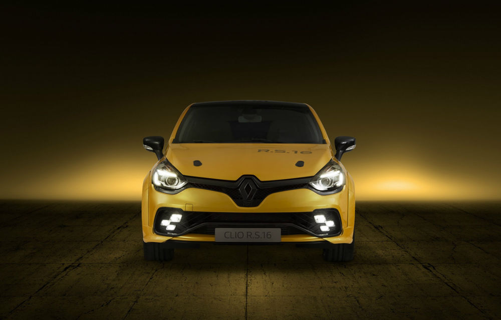Renault pregătește Clio RS 16, primul Clio dedicat colecționarilor: 275 CP, doar 500 de exemplare produse și preț de 40.000 de euro - Poza 2