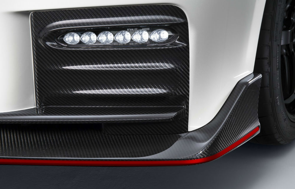 Furios și la fel de iute: Nissan GT-R Nismo primește un facelift care nu-i modifică motorul și performanțele - Poza 2
