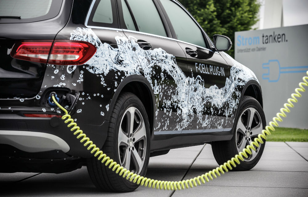 Noi detalii despre Mercedes GLC F-Cell: modelul de serie pe celule de hidrogen va fi primul din lume cu sistem plug-in pentru autonomie electrică - Poza 2