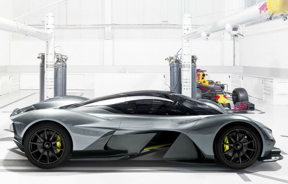 Raportul putere - masă de 1:1 e demodat: Aston Martin Valkyrie promite 1.130 CP pentru 1.030 de kilograme - Poza 2