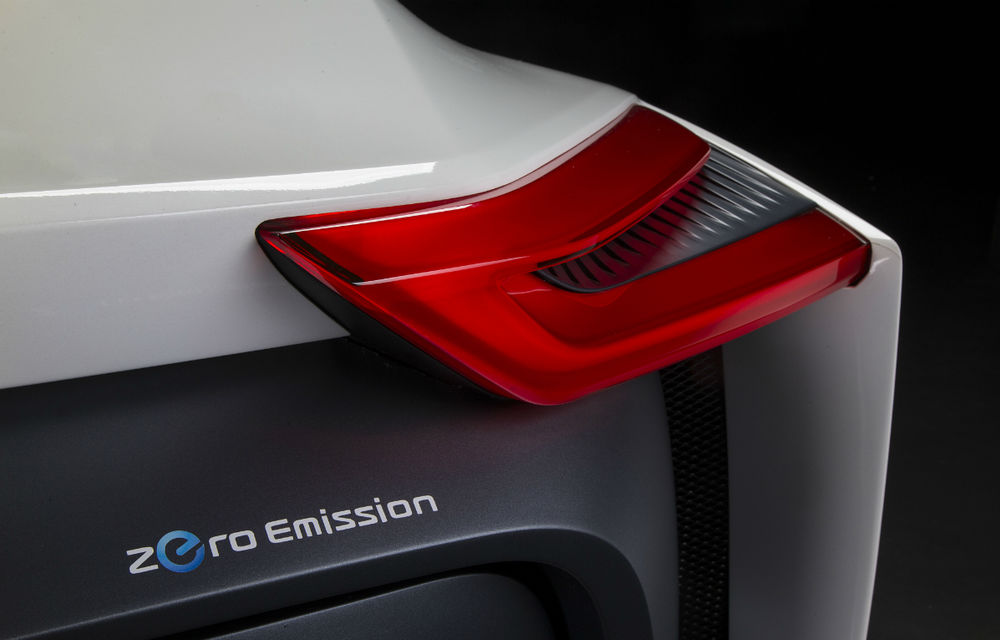 Nissan are gânduri mari pentru conceptul Bladeglider: o sportivă electrică poate intra în producţia de serie în 2020 - Poza 2