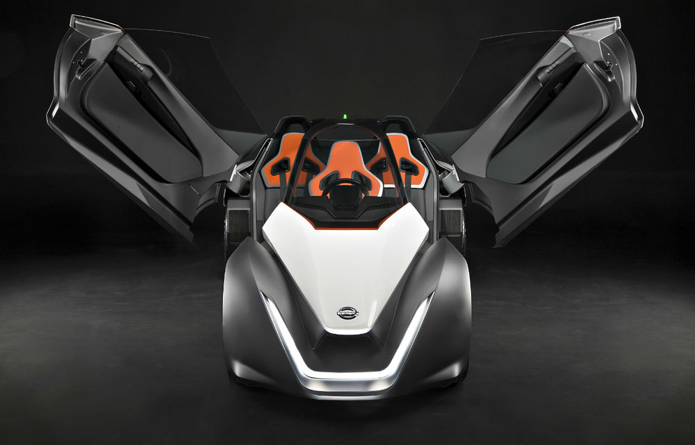 Nissan se joacă încă o dată cu imaginația noastră: Bladeglider este o sportivă electrică inspirată cu o aerodinamică de invidiat - Poza 2