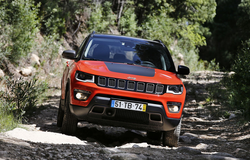 Noua generație Jeep Compass este disponibilă în România: prețurile încep de la 23.000 de euro - Poza 2