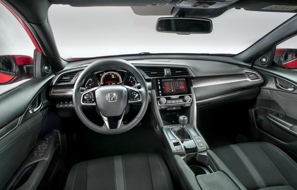 Cu dedicație pentru familie: noua generație Honda Civic Sedan a fost prezentată la Paris - Poza 2