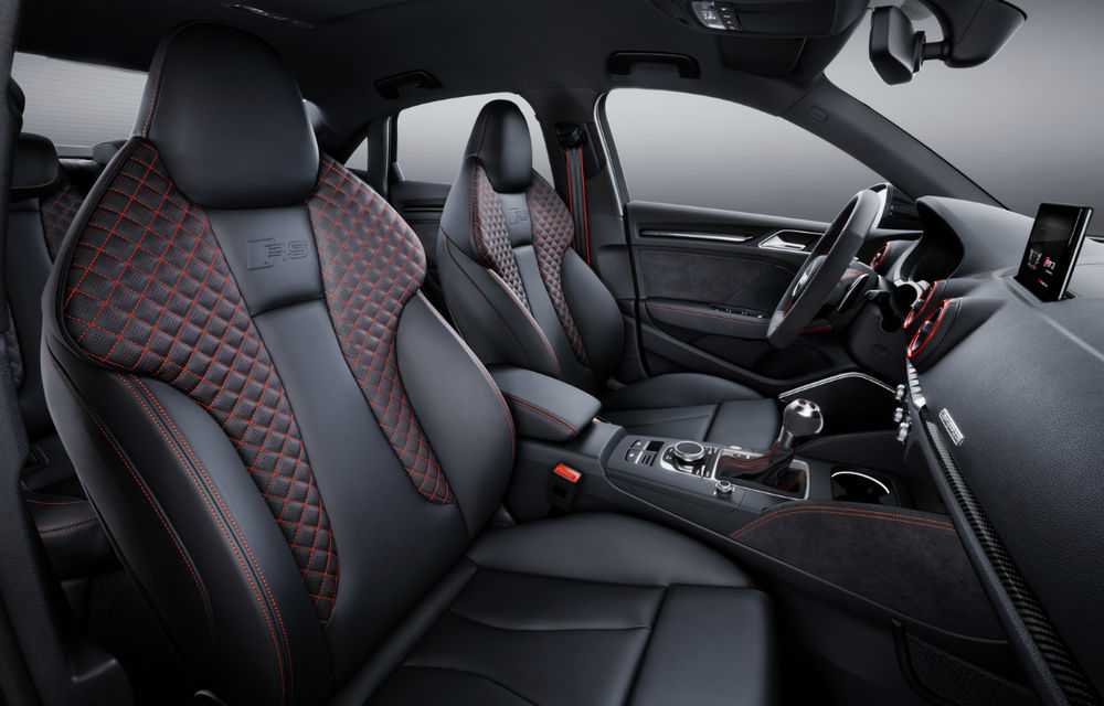 Hot Hatch killer: Audi RS3 Sedan pune pe masă 400 de cai putere și performanțe de supercar - Poza 2