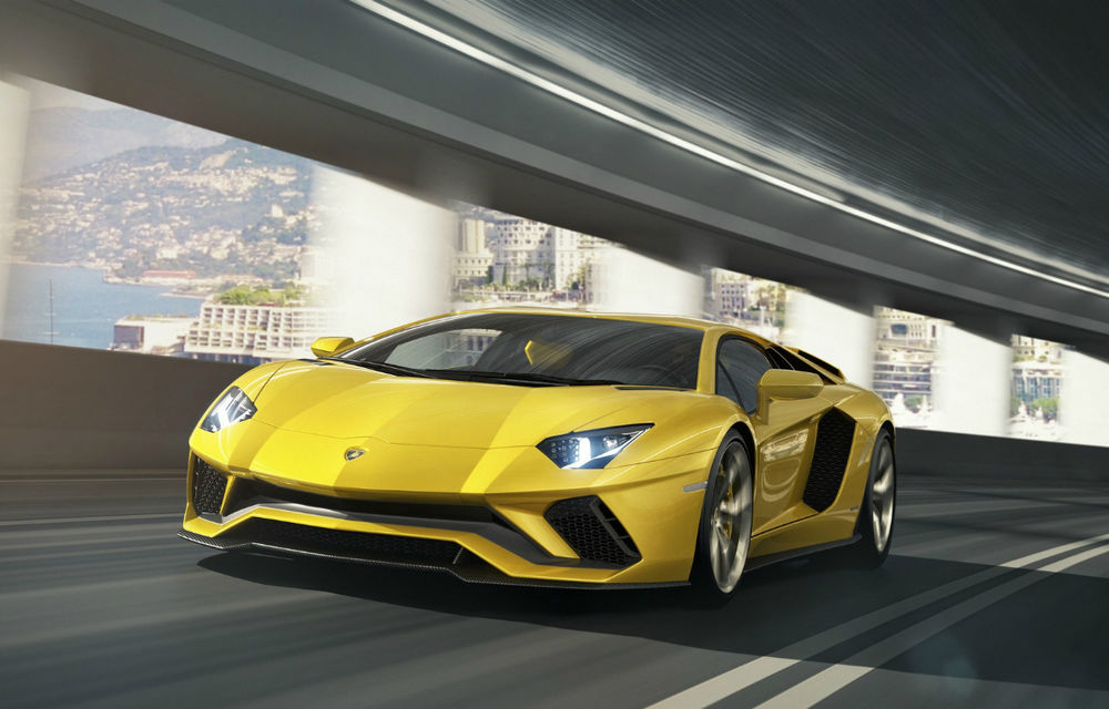 Chiar și mașinile exotice au parte de facelift: Lamborghini Aventador S prezentat oficial cu 40 de cai în plus - Poza 2
