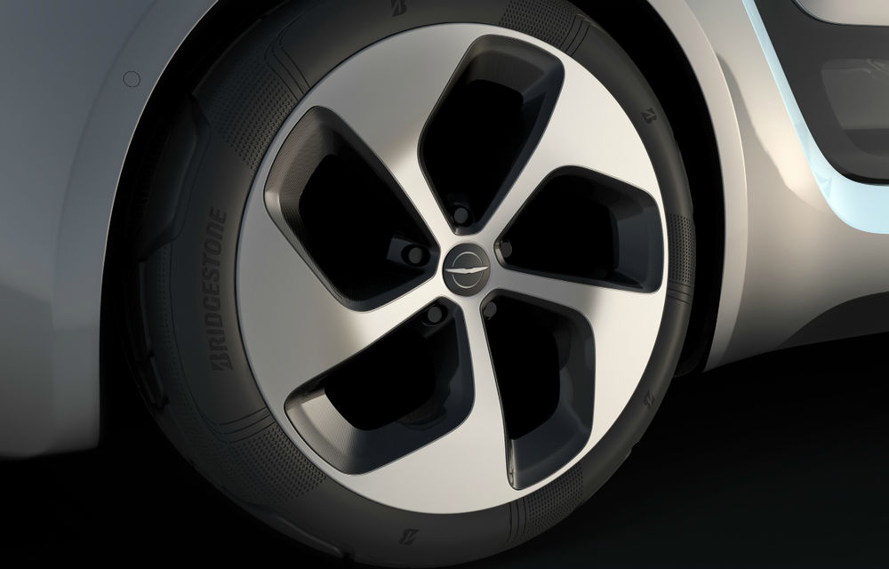 Azi Chrysler, mâine Fiat: conceptul Portal este un monovolum electric cu 400 de kilometri autonomie - Poza 2