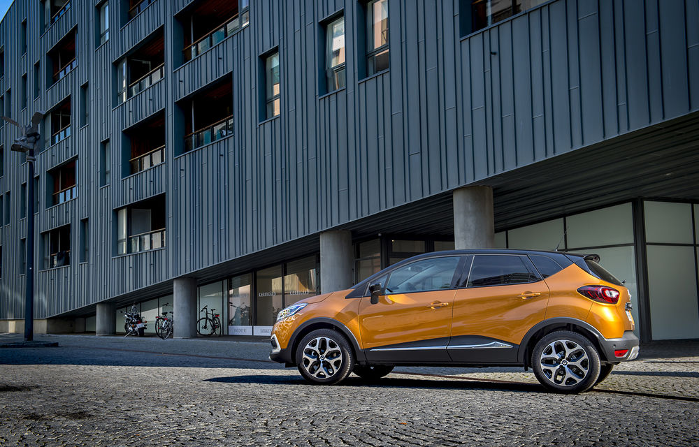 Renault Captur facelift: modificări subtile de design și plafon panoramic pentru cel mai bine vândut crossover de segment B (update foto) - Poza 2