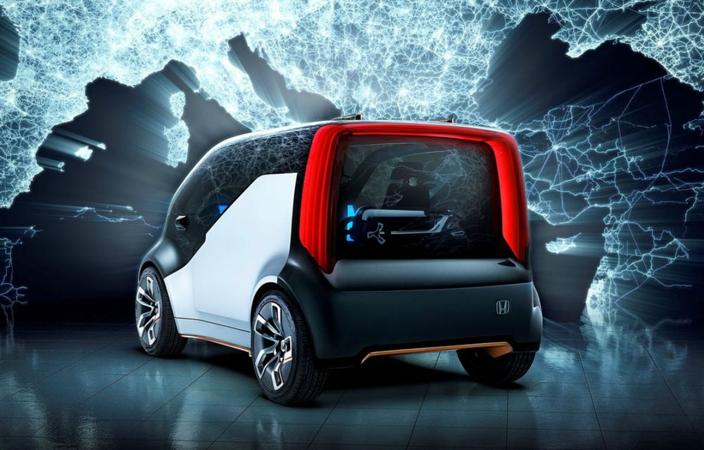 Honda Neuv concept: maşina electrică cu realitate virtuală care plăteşte automat la fiecare încărcare (update info și foto) - Poza 2