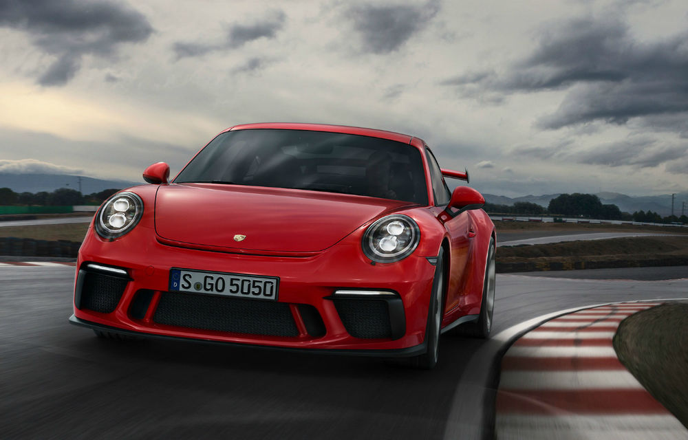 Porsche 911 GT3 facelift: motor de 4.0 litri și 500 CP disponibil cu cutie de viteze manuală - Poza 2