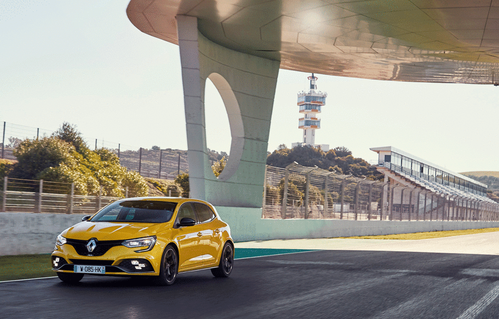 Renault Megane RS a debutat camuflat la Monaco. Noua generație va avea opțiunea unei transmisii automate EDC - Poza 2