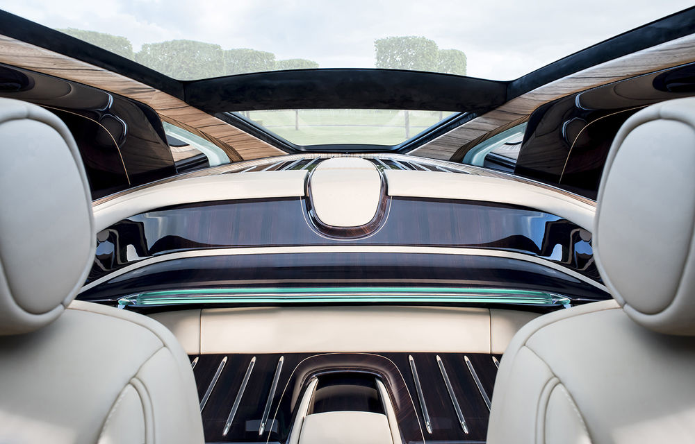 Luxul ajunge la un alt nivel cu Rolls-Royce Sweptail, cea mai scumpă mașină nouă din lume - Poza 2