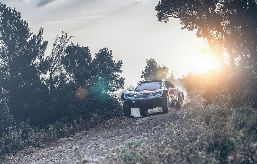 Pregătiri pentru Dakar: Peugeot a lansat noul 3008DKR Maxi - Poza 2
