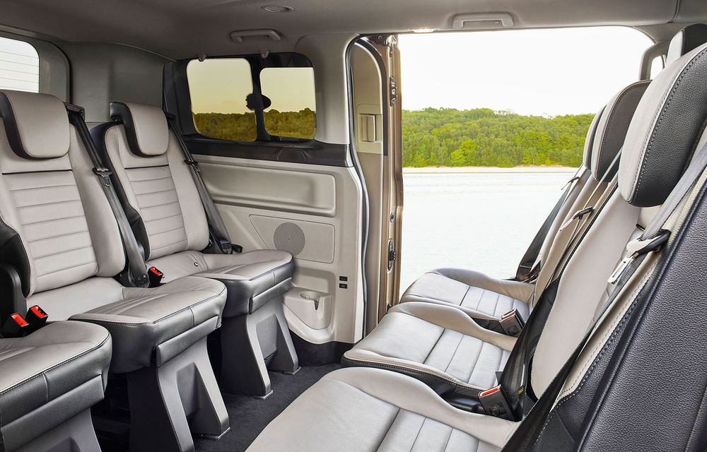 Ford Tourneo Custom: shuttle pentru 9 pasageri cu scaune rabatabile în format conferință - Poza 2
