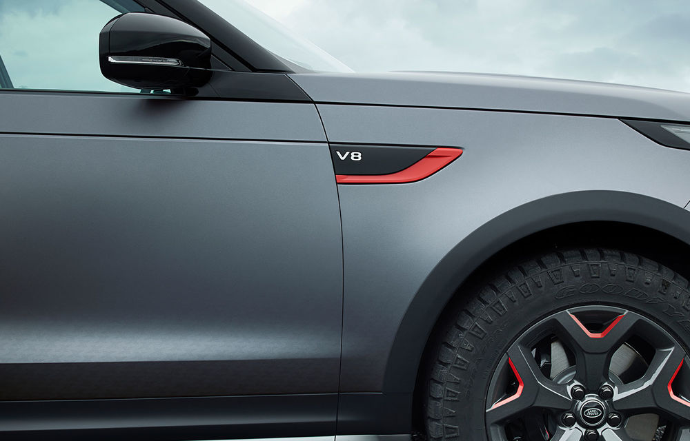 Gândit pentru iubitorii de off-road: Land Rover Discovery SVX are un V8 de 525 de cai putere - Poza 2