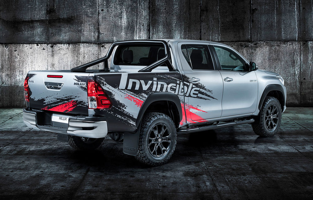 Toyota Hilux Invincible 50: ediție aniversară pentru pick-upul nipon - Poza 2