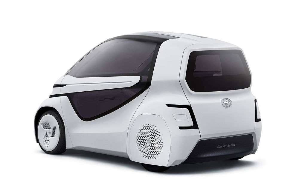 Toyota Concept-i Ride: mașină electrică de oraș cu două locuri și joystick pentru accelerație și frână - Poza 2