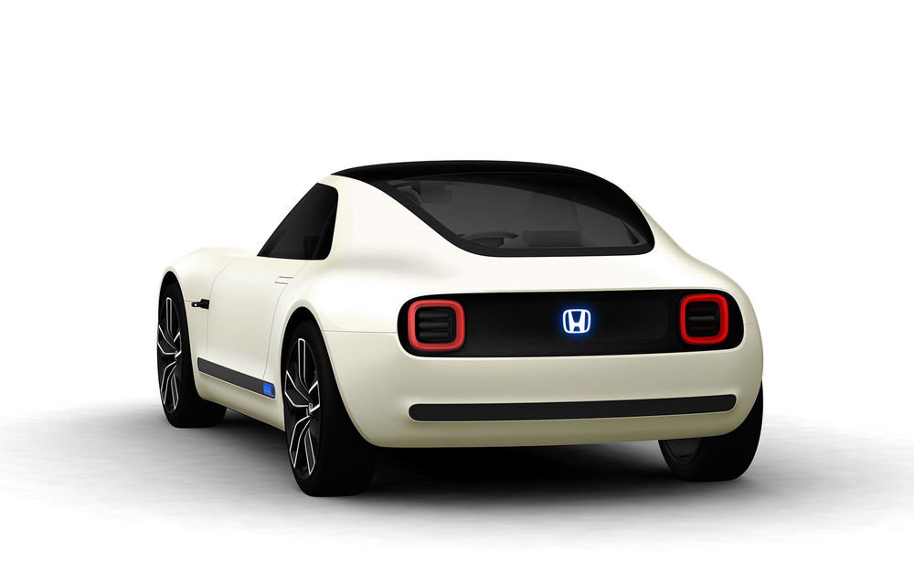 Honda Sports EV Concept: sportiva electrică cu linii retro a debutat în cadrul Salonului Auto de la Tokyo - Poza 2