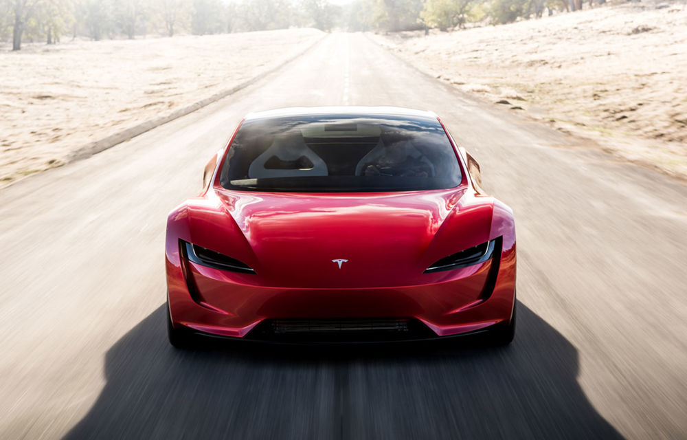 Elon Musk promite un nou Tesla Roadster: autonomie 1.000 de kilometri, 1.9 secunde până la 96 km/h și preț de 200.000 de dolari - Poza 2