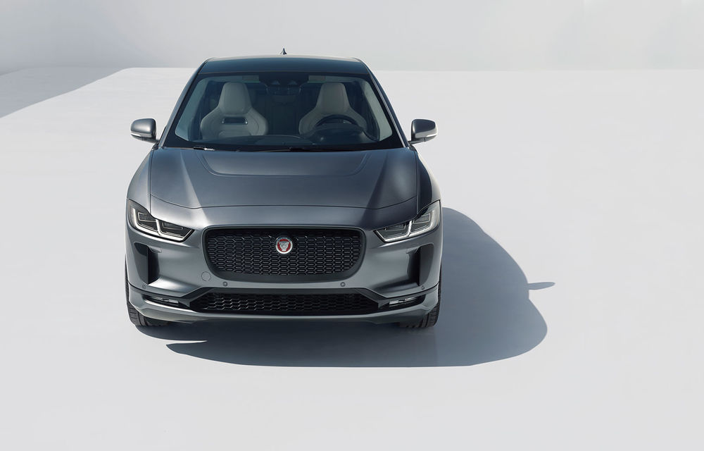 Jaguar își dorește versiuni speciale pentru I-Pace: SUV-ul electric ar putea primi o variantă de performanță, dar și una dedicată ieșirilor în off-road - Poza 2