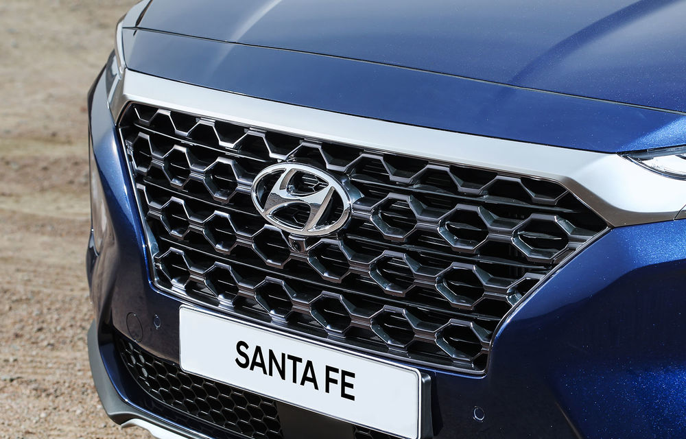 Noua generație Hyundai Santa Fe, disponibilă în România: start de la 53.200 de euro. Promoție de lansare de la 46.600 de euro - Poza 2