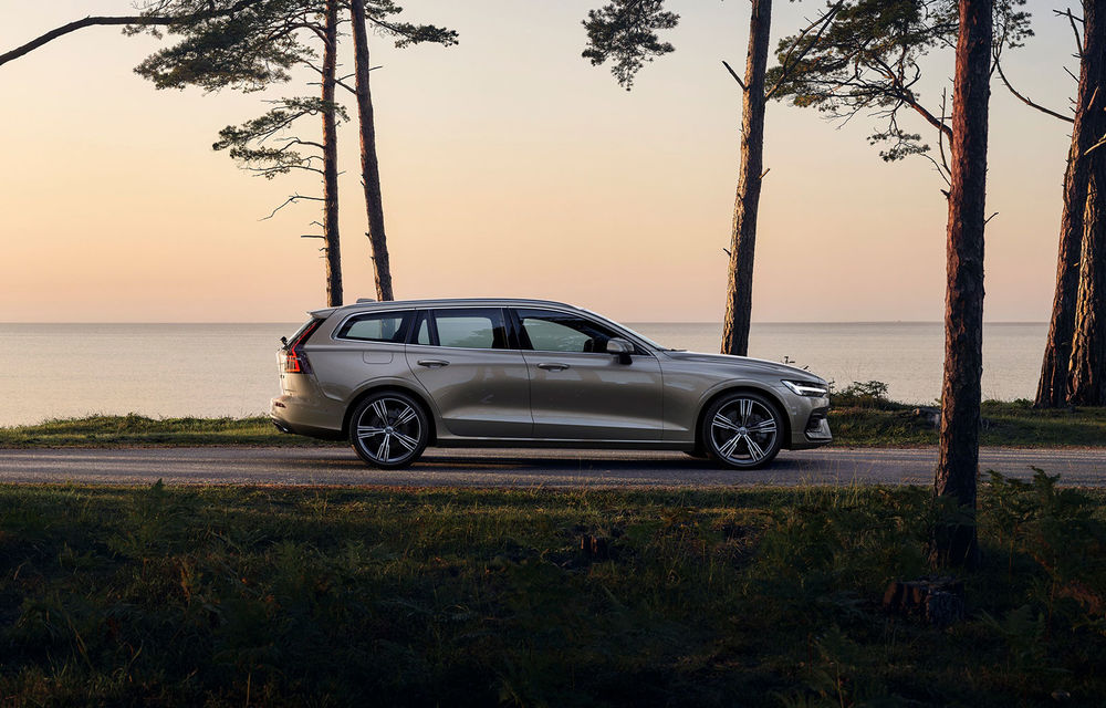 Prețuri Volvo V60 în România: start de la aproape 40.000 de euro pentru noua generație a break-ului suedez - Poza 2
