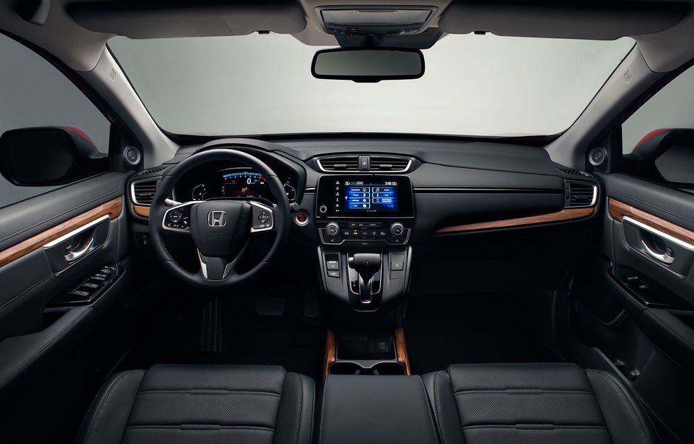 Noua generație Honda CR-V se lansează în Europa: SUV-ul japonez va avea o versiune hibridă, dar renunță la diesel - Poza 2
