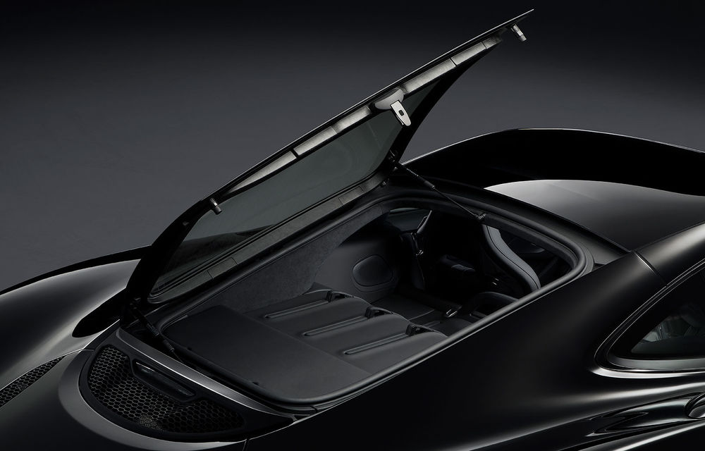 McLaren 570GT MSO Black Collection: ediție specială disponibilă în doar 100 de exemplare și preț de 200.000 de euro - Poza 2