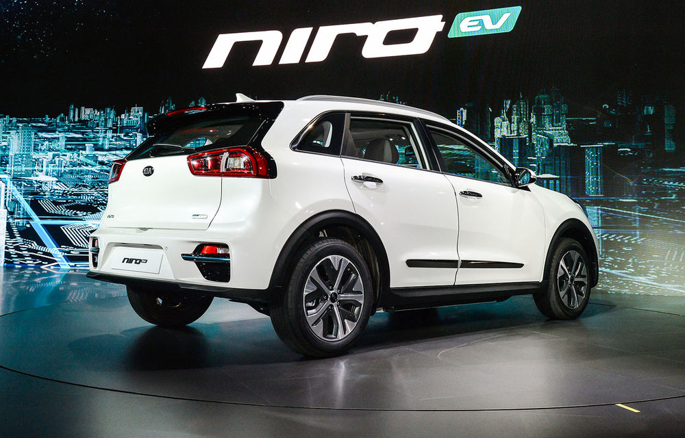 Primele imagini și informații despre versiunea electrică a lui Kia Niro: SUV-ul va avea autonomie de până la 380 de kilometri - Poza 2