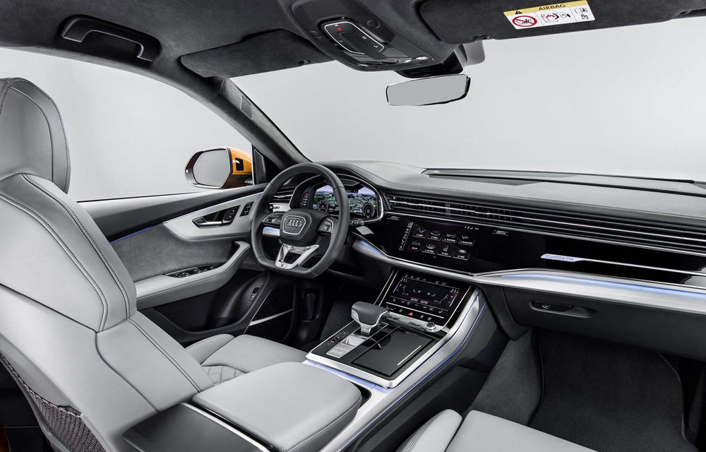 Audi a prezentat noul Q8: SUV-ul coupe are direcție integrală, un interior preluat de pe limuzina A8 și motorizări cu sistem micro-hibrid - Poza 4