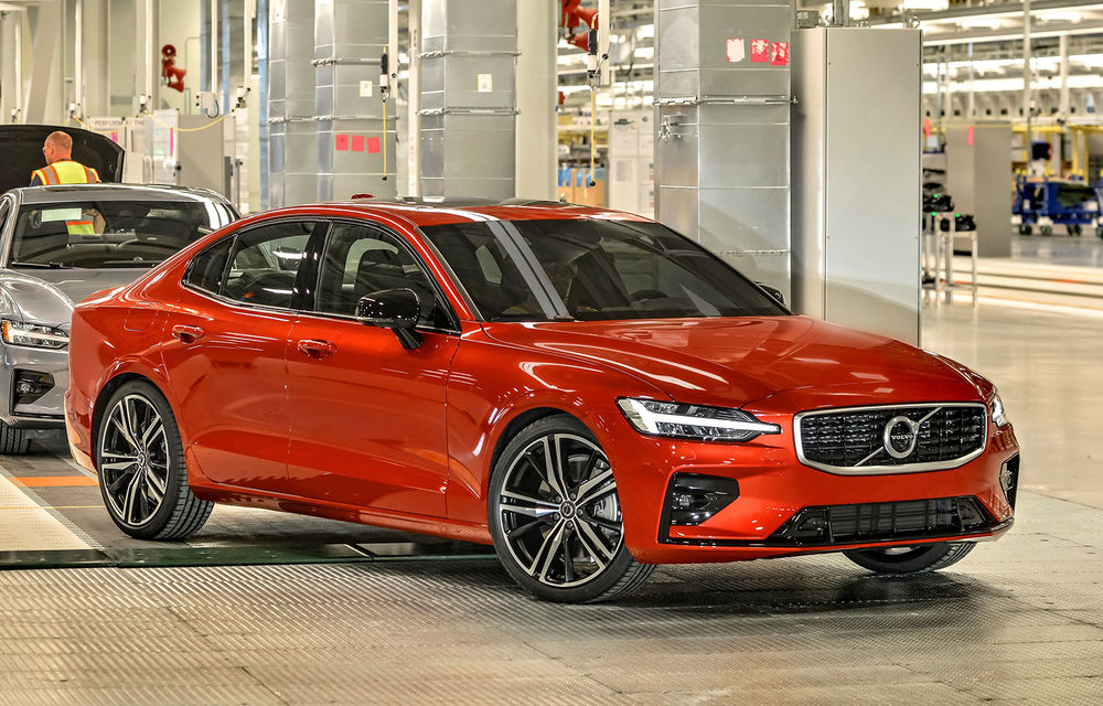 Noua generație Volvo S60: rivalul lui BMW Seria 3 și Audi A4 renunță la diesel, dar vine cu două versiuni plug-in hybrid de până la 415 CP - Poza 2