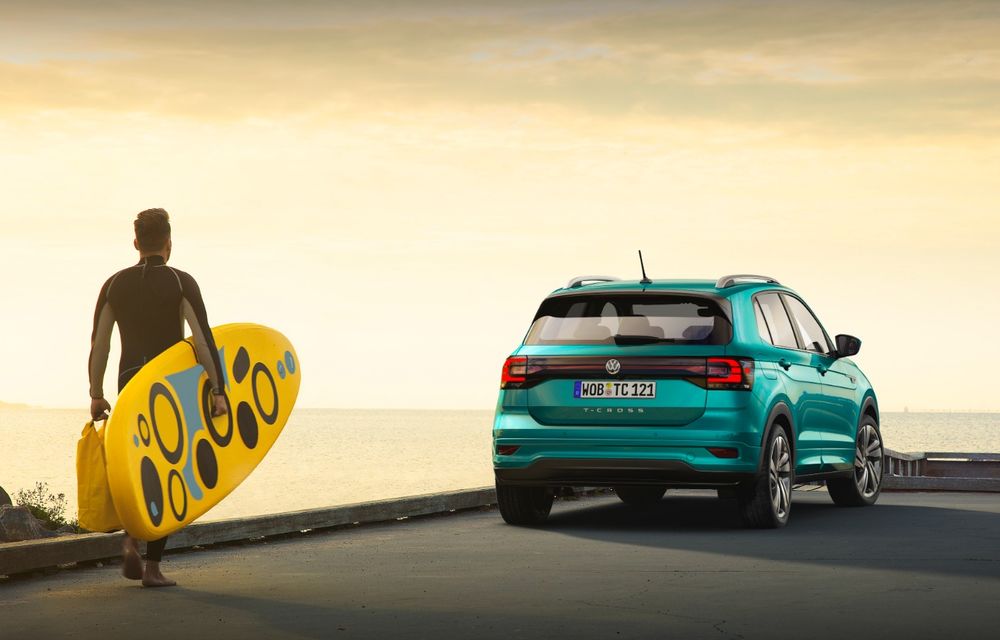 Volkswagen scoate în evidență atuurile lui T-Cross cu ajutorul unui teaser video: portbagaj de până la 455 de litri și sisteme de siguranță moderne - Poza 5
