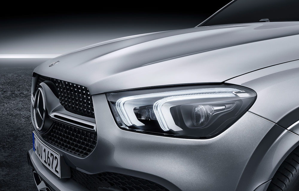 Noua generație Mercedes-Benz GLE, poze și detalii oficiale: design nou, motorizare mild-hybrid și o suspensie capabilă să recupereze energia în momentul amortizării - Poza 2