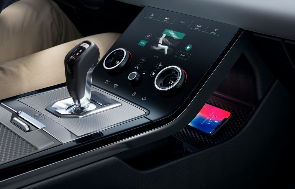 Noul Range Rover Evoque, poze și informații oficiale: design ușor modificat, interior îmbunătățit și sisteme de propulsie mild-hybrid - Poza 2