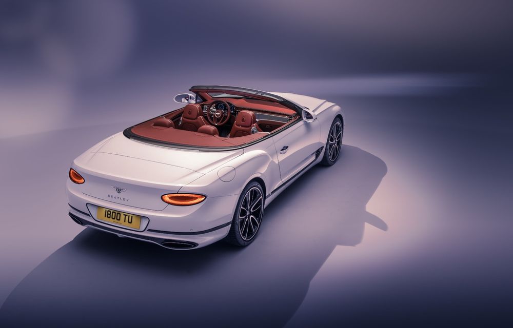 Bentley a prezentat noul Continental GT Cabrio: motor W12 de 635 CP și 19 secunde pentru plierea plafonului din material textil - Poza 2