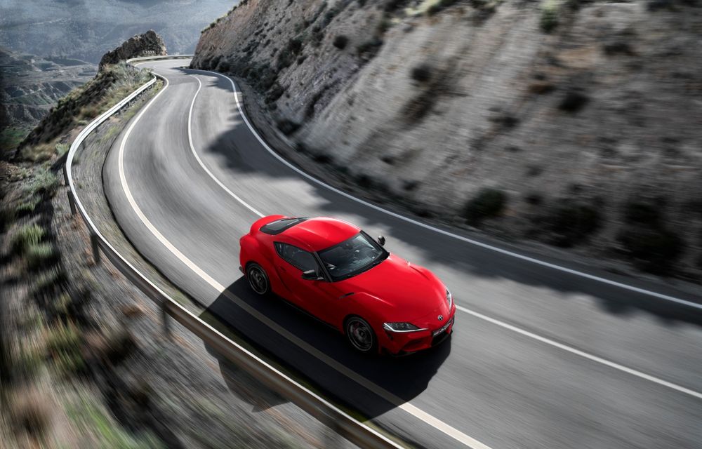 Noua generație Toyota Supra, imagini și detalii oficiale: versiunea de top are 340 CP și accelerează de la 0 la 100 km/h în 4.3 secunde - Poza 2
