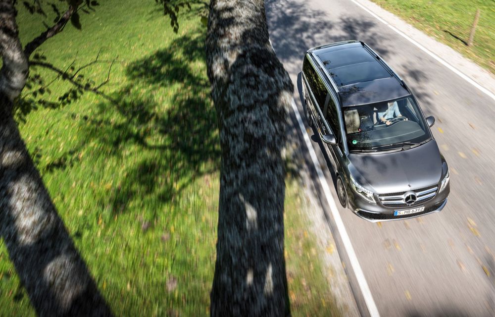 Mercedes-Benz Clasa V facelift: monovolumul premium primește îmbunătățiri de design și un motor nou de 239 de cai putere - Poza 2