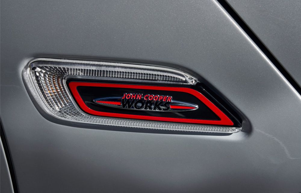 Mini lansează cele mai puternice modele de serie de până acum: John Cooper Works Clubman facelift și John Cooper Works Countryman oferă 306 CP - Poza 2
